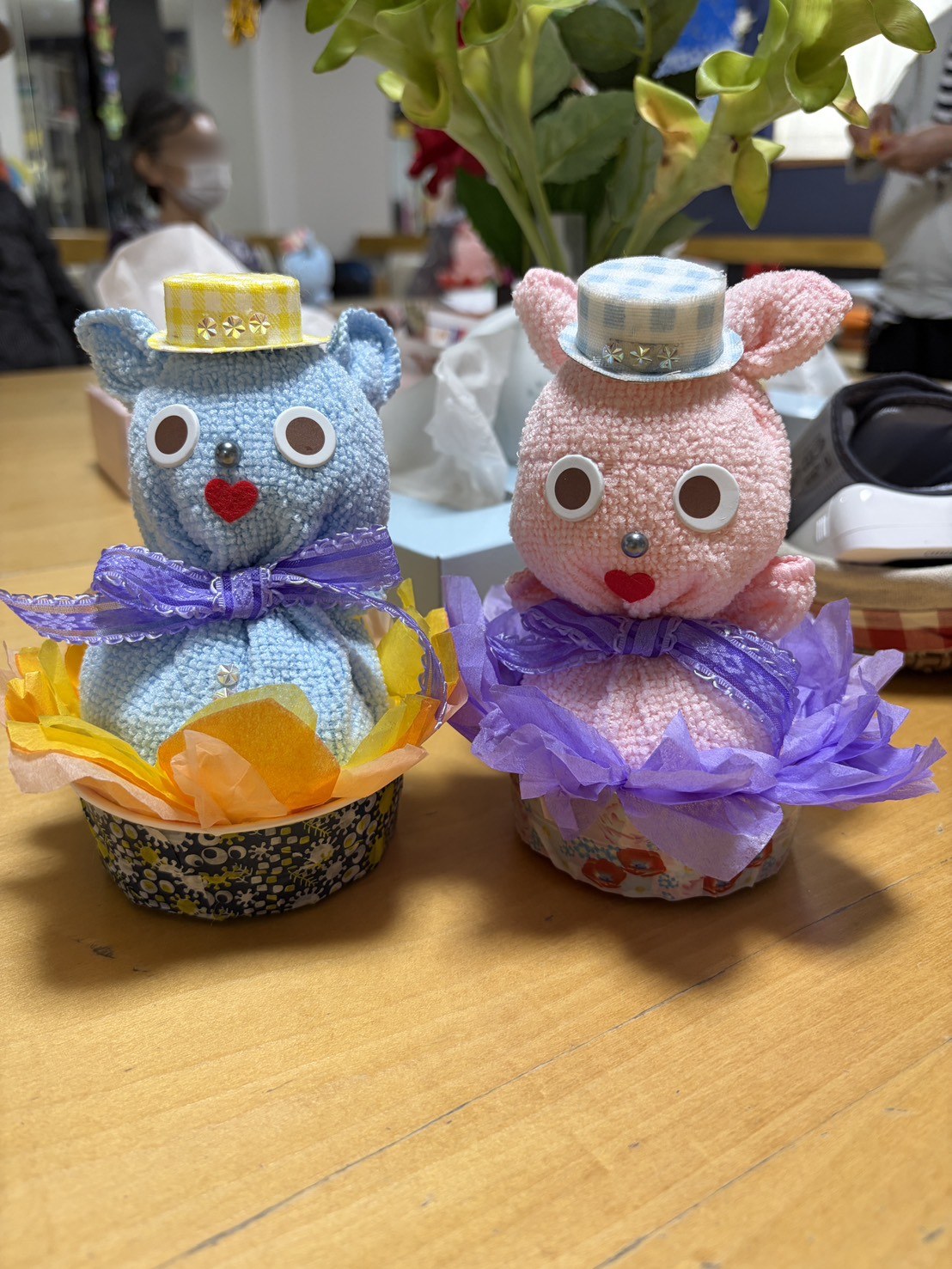 完成したタオルのマスコット(くまとうさぎ)